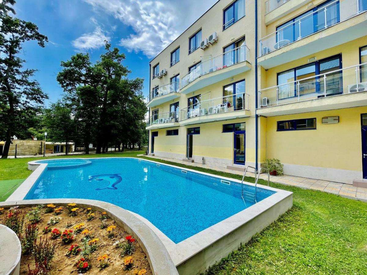 Solei Apartments Primorsko Exterior foto